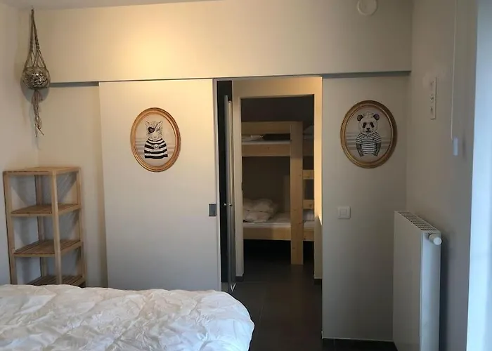 Hedendaags, Verzorgd Op Unieke Locatie Apartman