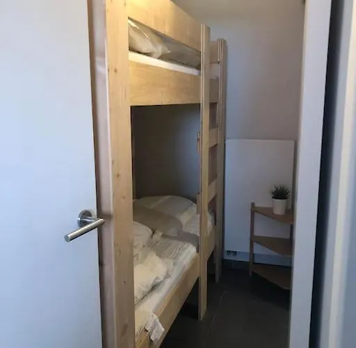 Apartman Hedendaags, Verzorgd Op Unieke Locatie